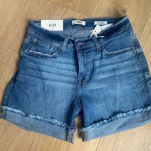Kenzie shorts size 4